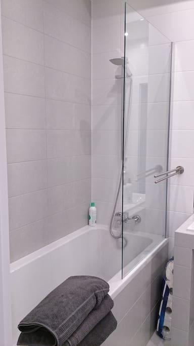 1 Bedroom Francuska Park Apartment カトヴィツェ エクステリア 写真